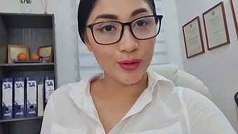 I Was Caught Masturbating By My Boss And Avoid Getting Fired By Having Sex With Him
