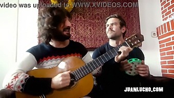 A Solo Session With A Festive Twist