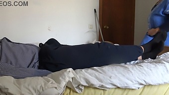 An Arab Maid Is Shocked By The Size Of A French Man'S Large Black Penis