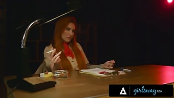 Девојачки Начин: Саветнице У Кампу Трљају Пичке О Пичку Лиани И Деми.